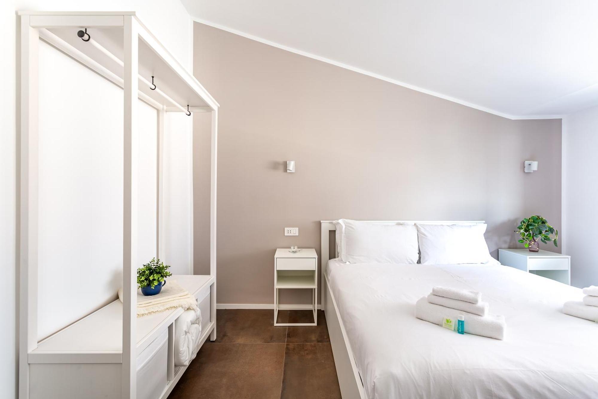 Iflat Bright Brand New 2-bedroom In Monti Rome